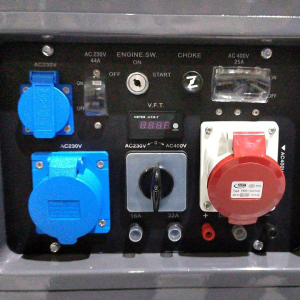 Бензиновый генератор Zongshen QB 12003 E портативный Бензиновый генератор Zongshen QB 12003 E портативный фото