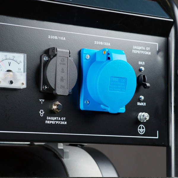 Бензиновый генератор Fubag PRG 6000 ES + Комплект колес и ручек для генераторов в ПОДАРОК портативный фото